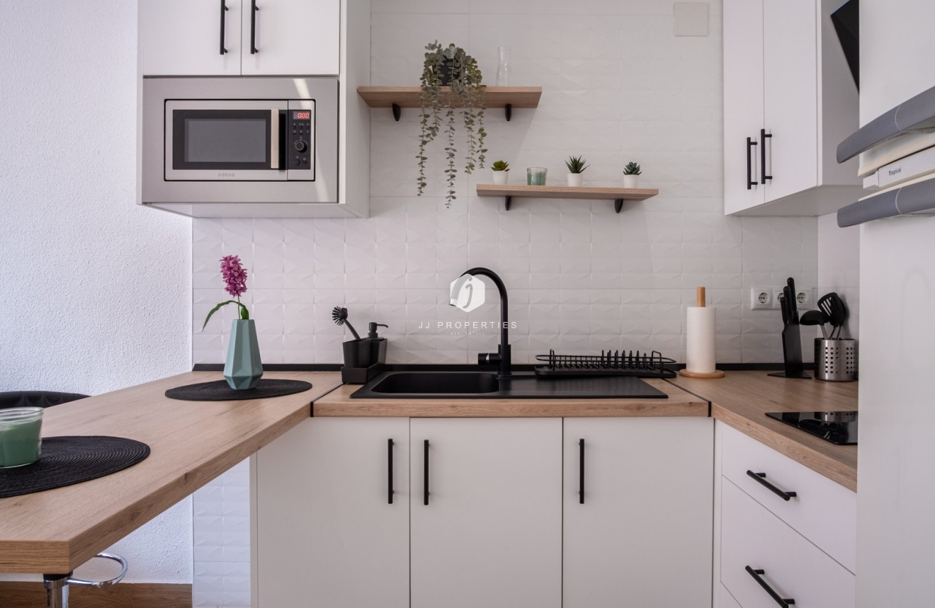 Segunda mano - Apartamento / piso -
Torrevieja - Costa Blanca