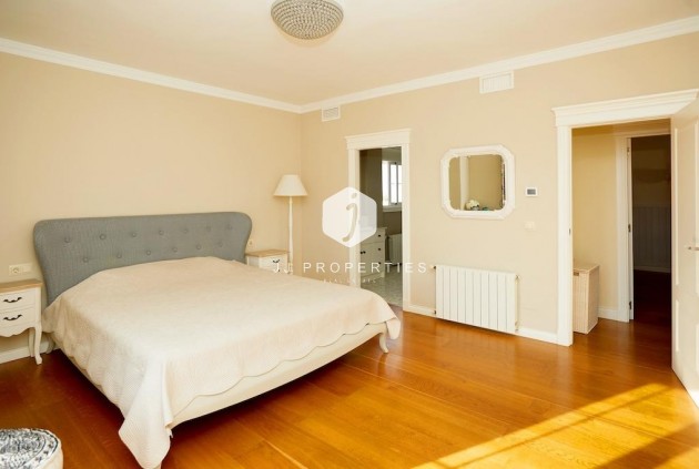 Resale - Villa -
Rojales - Inland