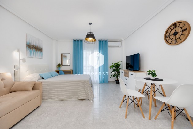 Aus zweiter Hand - Wohnung -
Torrevieja - Costa Blanca
