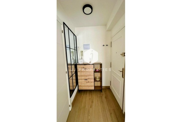 Z drugiej ręki - Mieszkanie w bloku -
Torrevieja - Costa Blanca