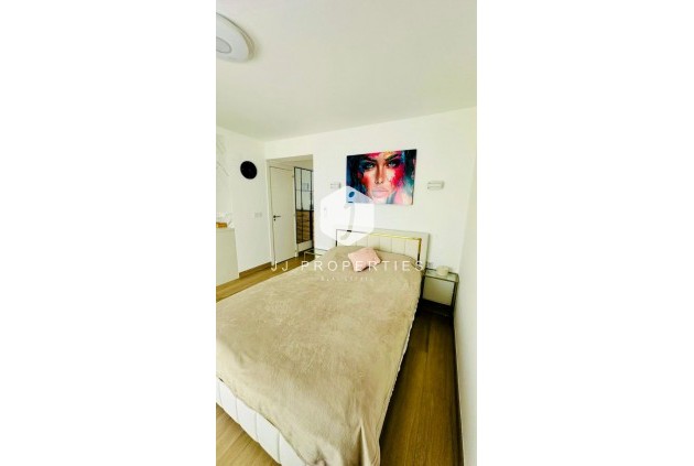 Z drugiej ręki - Mieszkanie w bloku -
Torrevieja - Costa Blanca