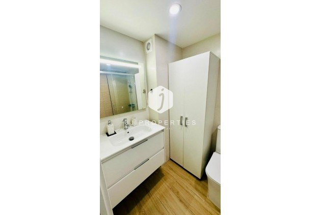 Z drugiej ręki - Mieszkanie w bloku -
Torrevieja - Costa Blanca