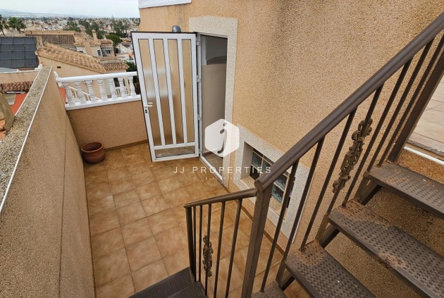 Aus zweiter Hand - Villa -
Torrevieja - El chaparral