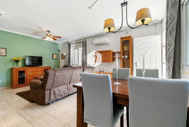 Resale - Duplex -
Orihuela Costa - Playa Flamenca