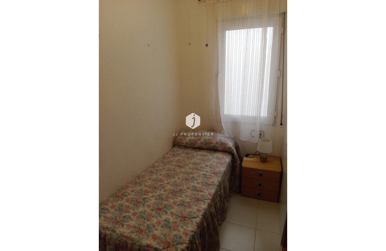 Aus zweiter Hand - Wohnung -
Torrevieja - Playa del Cura