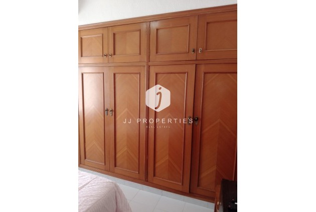 Aus zweiter Hand - Wohnung -
Torrevieja - Playa del Cura