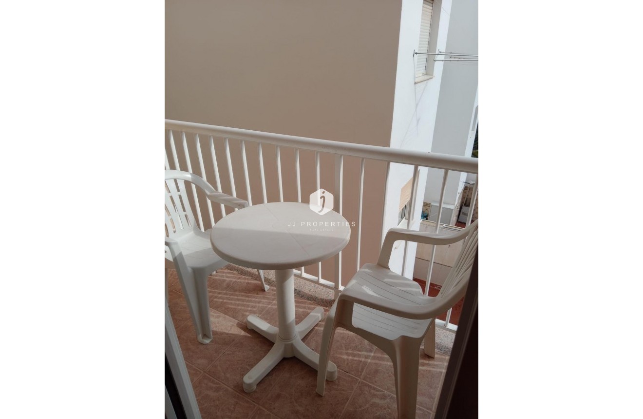 Aus zweiter Hand - Wohnung -
Torrevieja - Playa del Cura