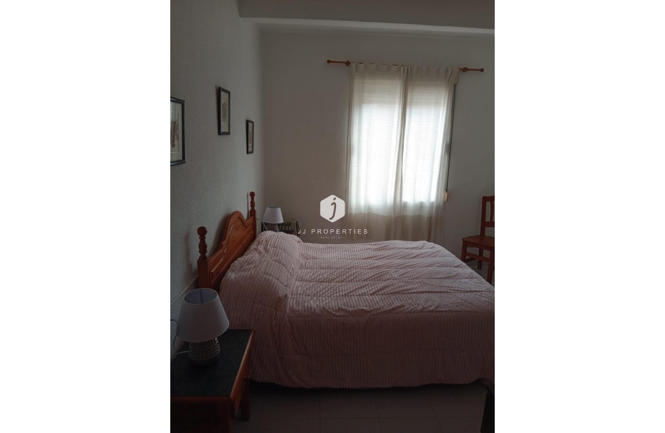 Aus zweiter Hand - Wohnung -
Torrevieja - Playa del Cura