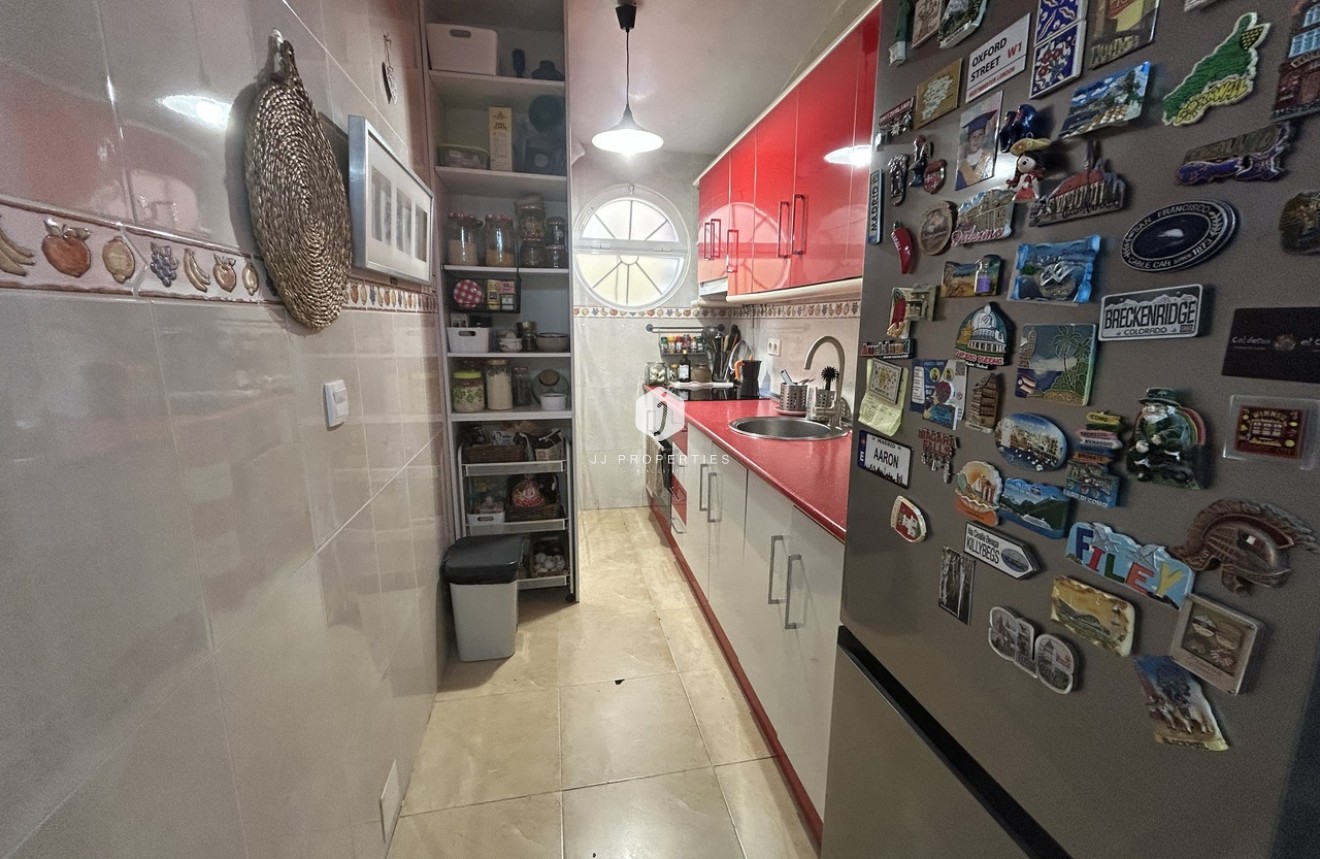 D'occasion - Chalet -
Torrevieja - Costa Blanca