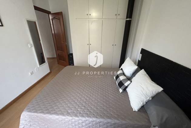 D'occasion - Chalet -
Torrevieja - Costa Blanca