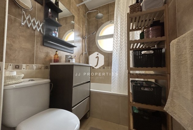 D'occasion - Chalet -
Torrevieja - Costa Blanca