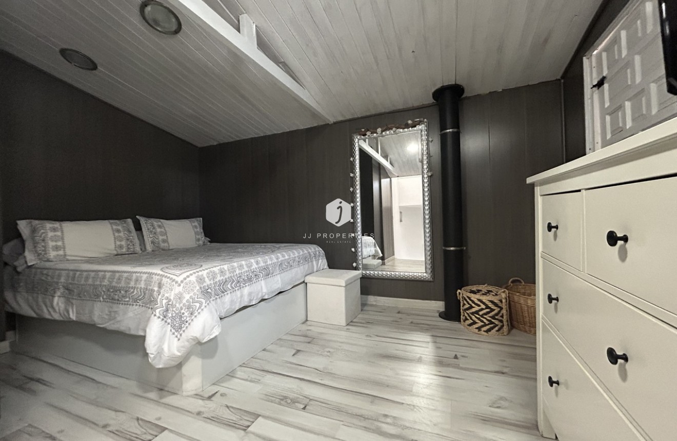 D'occasion - Chalet -
Torrevieja - Costa Blanca