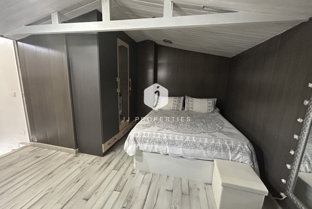 D'occasion - Chalet -
Torrevieja - Costa Blanca