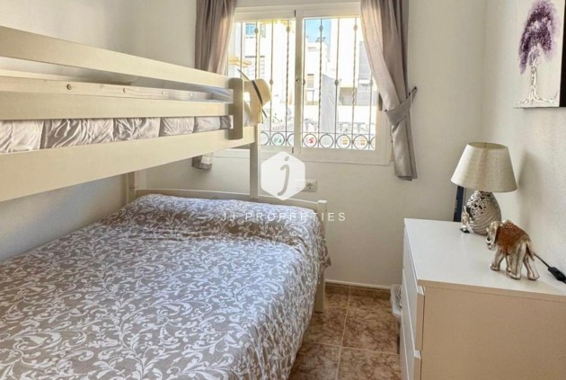 Resale - Bungalow -
Orihuela Costa - Costa Blanca