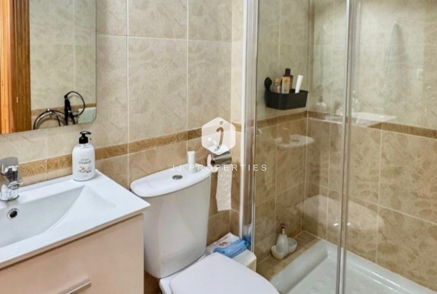 Resale - Bungalow -
Orihuela Costa - Costa Blanca