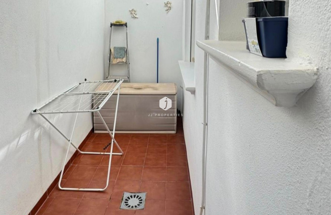 Resale - Bungalow -
Orihuela Costa - Costa Blanca