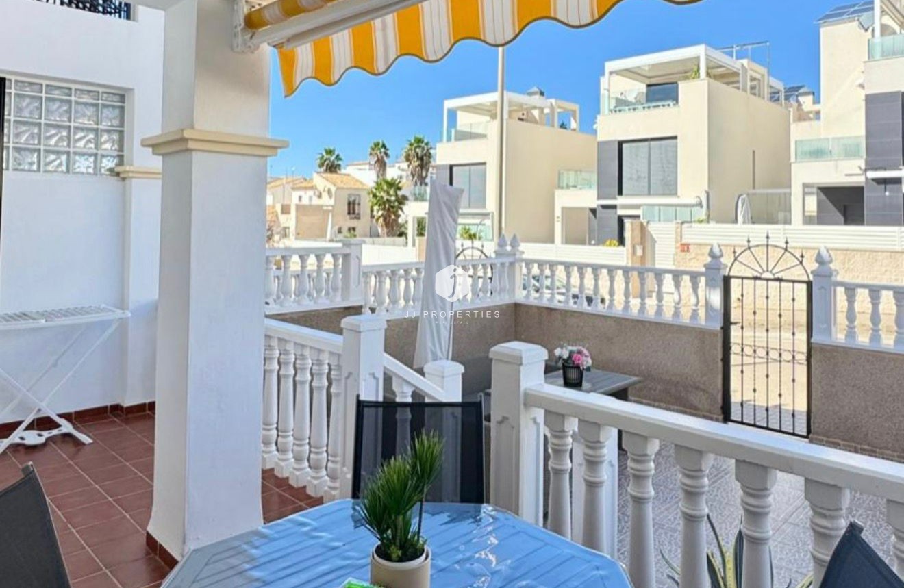 Resale - Bungalow -
Orihuela Costa - Costa Blanca