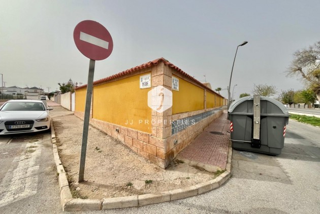 Aus zweiter Hand - Villa -
Torrevieja - Los Balcones - Los Altos del Edén