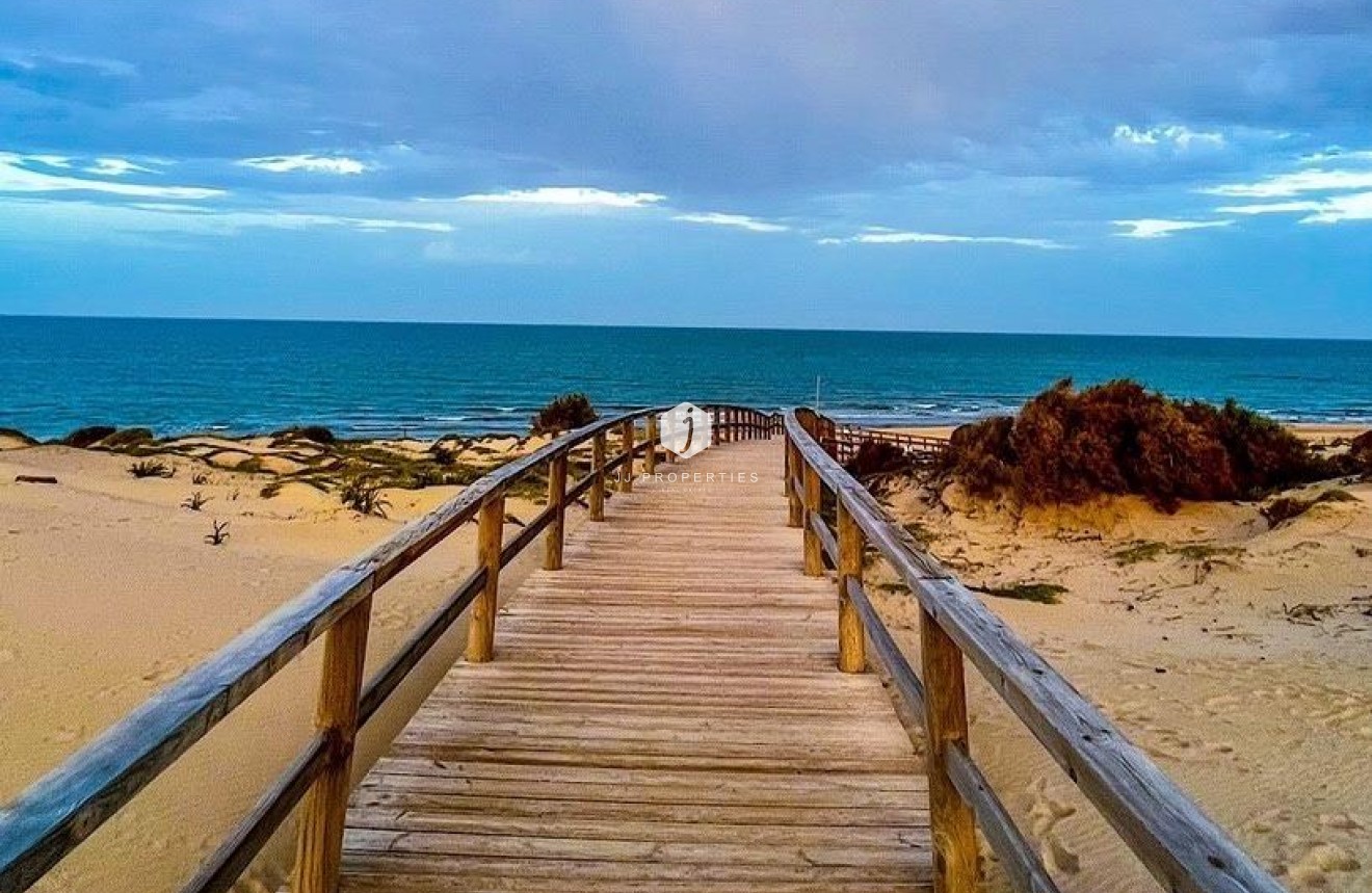 Tweedehands - Villa -
Algorfa - Club De Golf La Finca