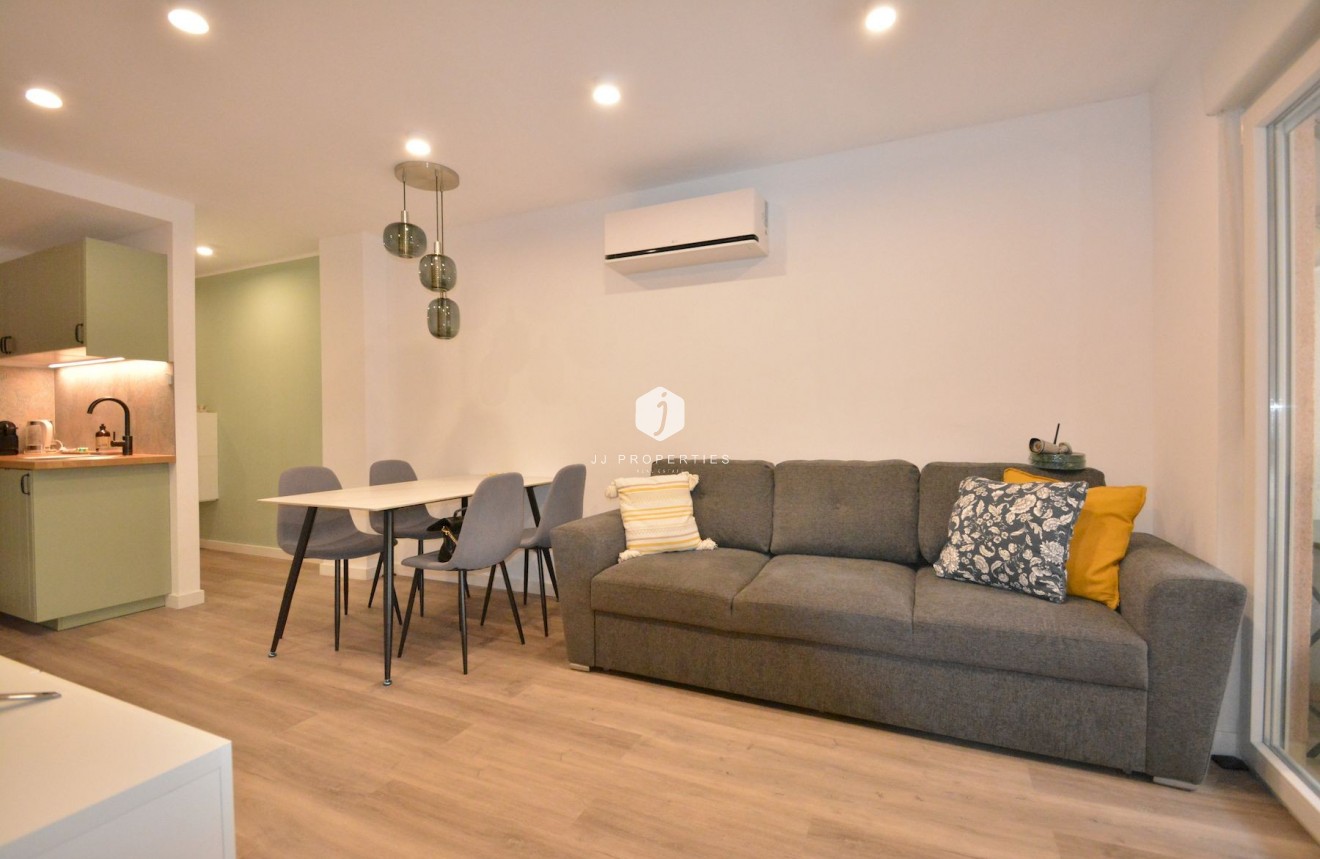 D'occasion - Appartement -
Torrevieja - Costa Blanca