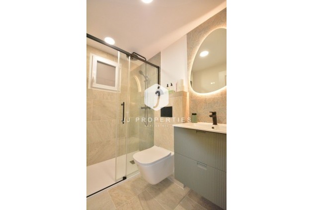 D'occasion - Appartement -
Torrevieja - Costa Blanca