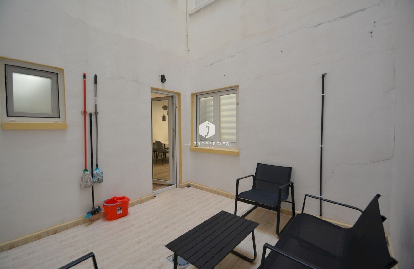 D'occasion - Appartement -
Torrevieja - Costa Blanca