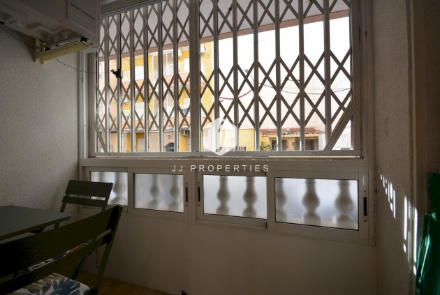 D'occasion - Appartement -
Torrevieja - Costa Blanca