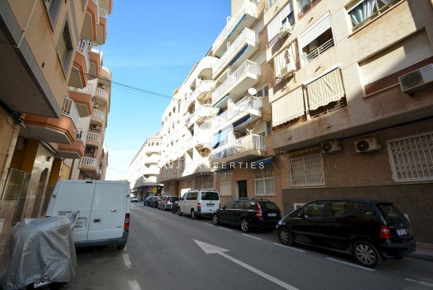 D'occasion - Appartement -
Torrevieja - Costa Blanca