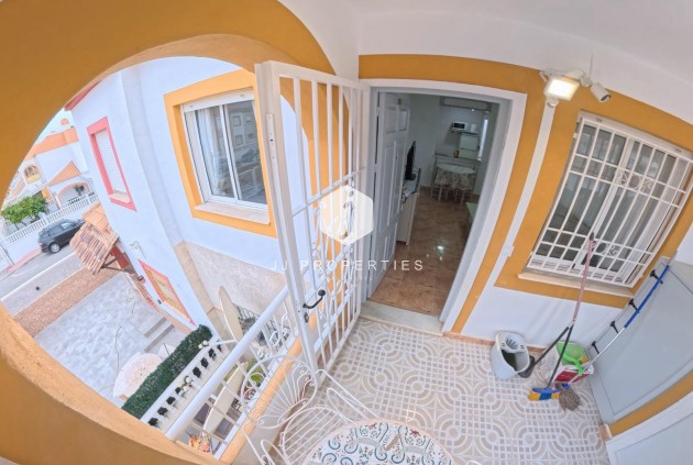 D'occasion - Bungalow -
Torrevieja - El Limonar