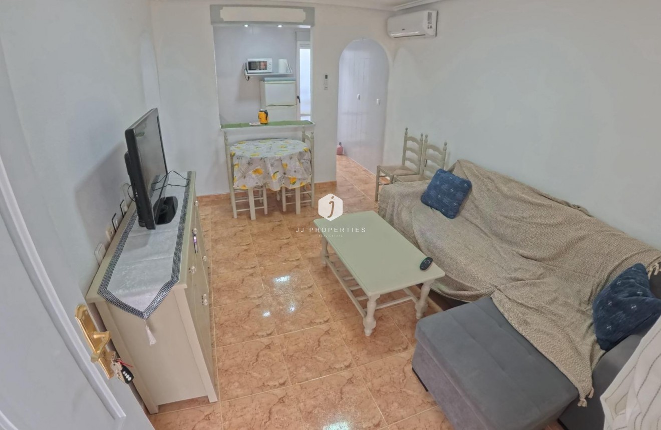 D'occasion - Bungalow -
Torrevieja - El Limonar