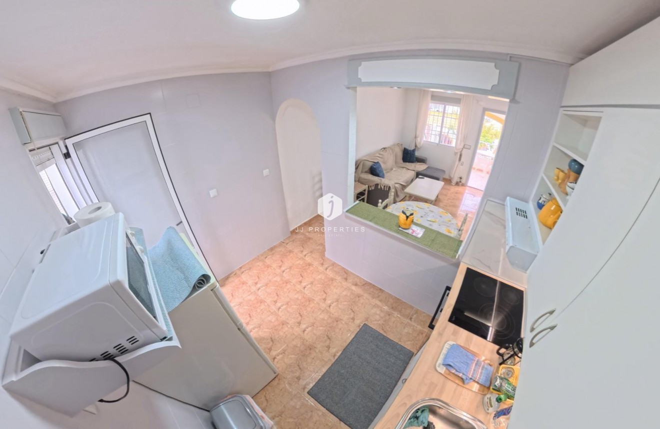 D'occasion - Bungalow -
Torrevieja - El Limonar