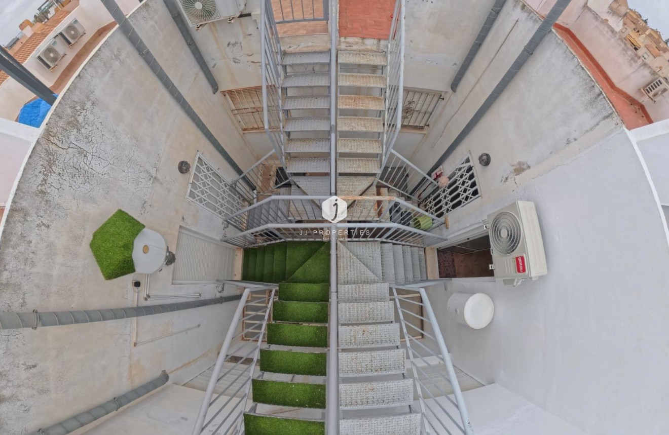 D'occasion - Bungalow -
Torrevieja - El Limonar