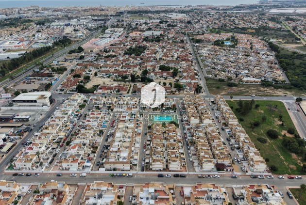 D'occasion - Bungalow -
Torrevieja - El Limonar