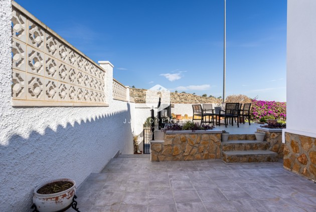 Resale - Villa -
Bigastro - Inland