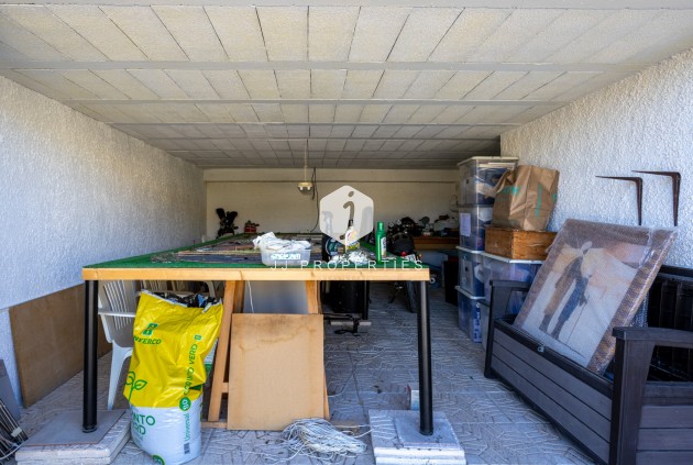 Resale - Villa -
Bigastro - Inland