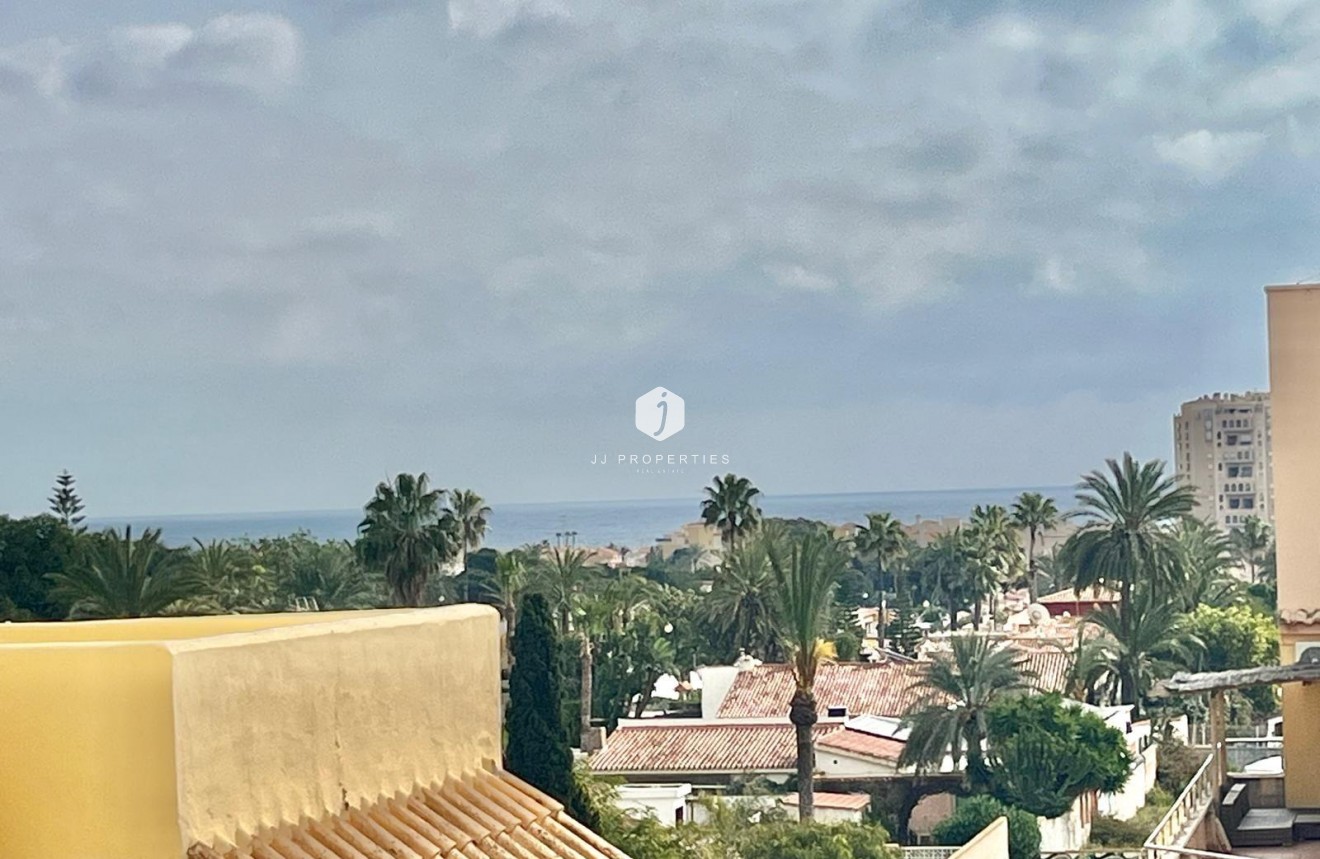 Segunda mano - Apartamento / piso -
Torrevieja - Nueva Torrevieja