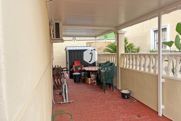 Resale - Duplex -
San Miguel de Salinas - Las Filipinas