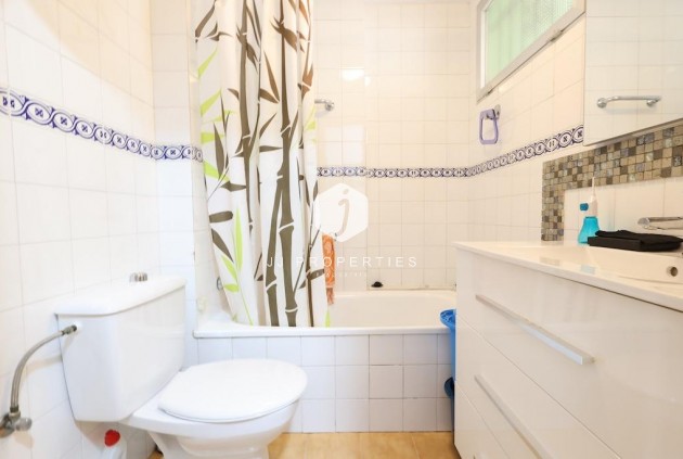 D'occasion - Appartement -
Torrevieja - Costa Blanca