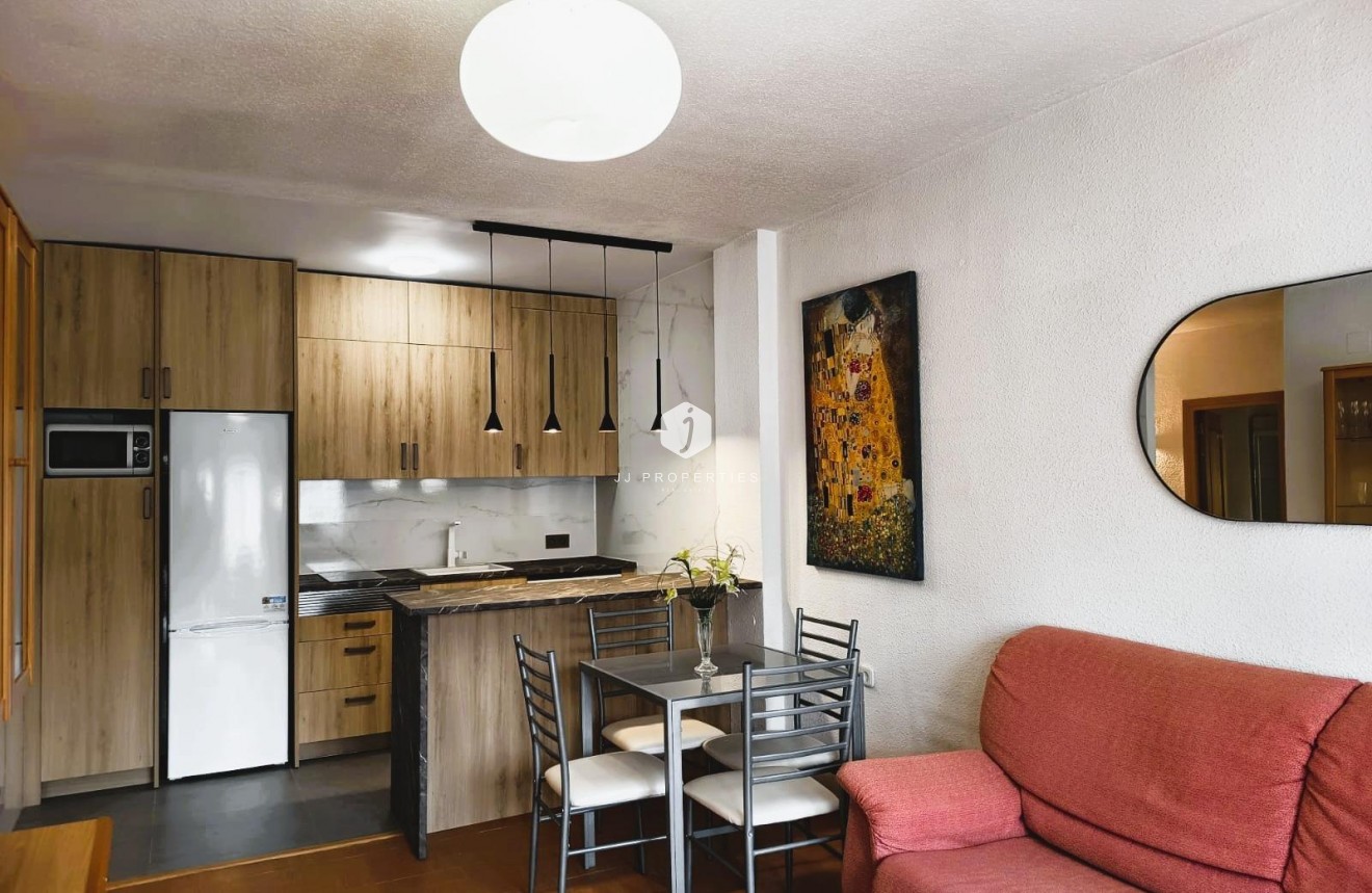 Aus zweiter Hand - Wohnung -
Orihuela Costa - Costa Blanca