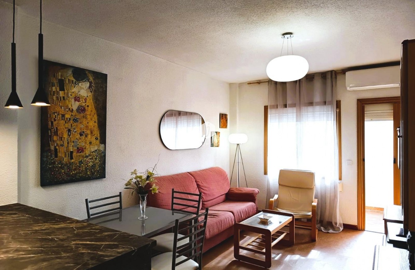 Aus zweiter Hand - Wohnung -
Orihuela Costa - Costa Blanca