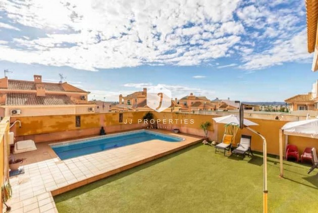 Z drugiej ręki - Villa -
Torrevieja - aguas nuevas