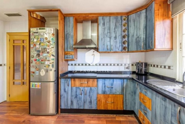 Z drugiej ręki - Villa -
Torrevieja - aguas nuevas