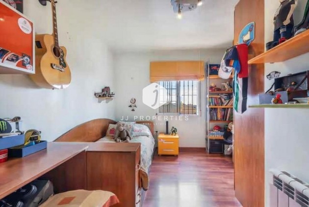 Z drugiej ręki - Villa -
Torrevieja - aguas nuevas