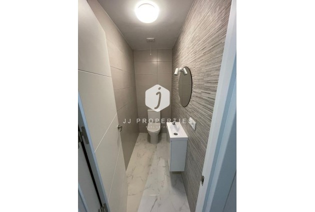 Resale - Apartment / flat -
Torrevieja - Costa Blanca