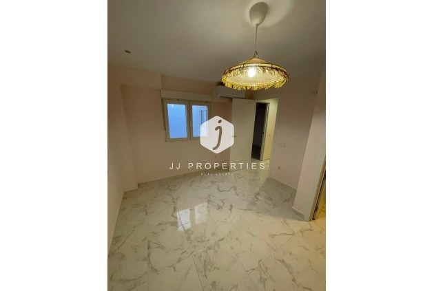 Resale - Apartment / flat -
Torrevieja - Costa Blanca