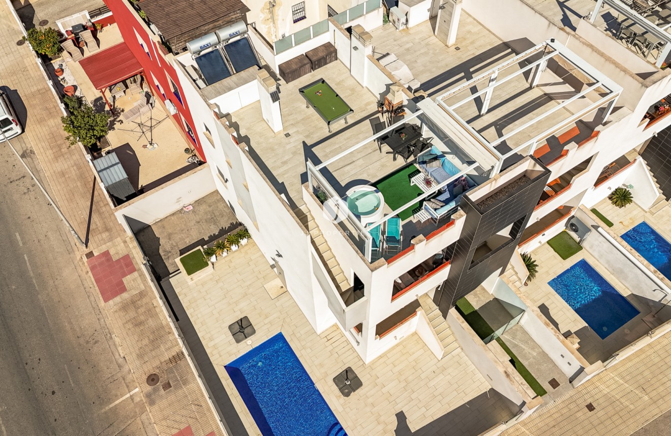 Resale - Bungalow -
Los Altos - Costa Blanca