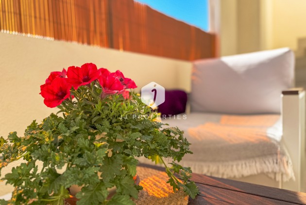 Resale - Bungalow -
Los Altos - Costa Blanca