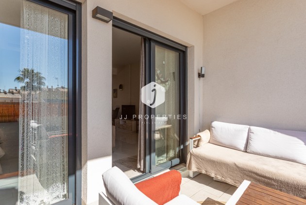 Resale - Bungalow -
Los Altos - Costa Blanca