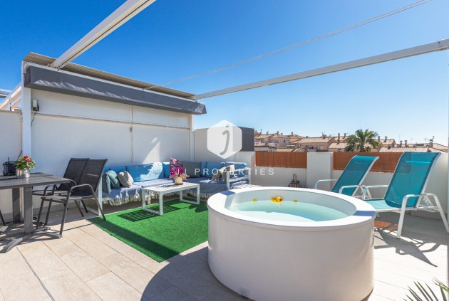 Resale - Bungalow -
Los Altos - Costa Blanca