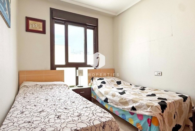 Z drugiej ręki - Mieszkanie w bloku -
Torrevieja - Costa Blanca